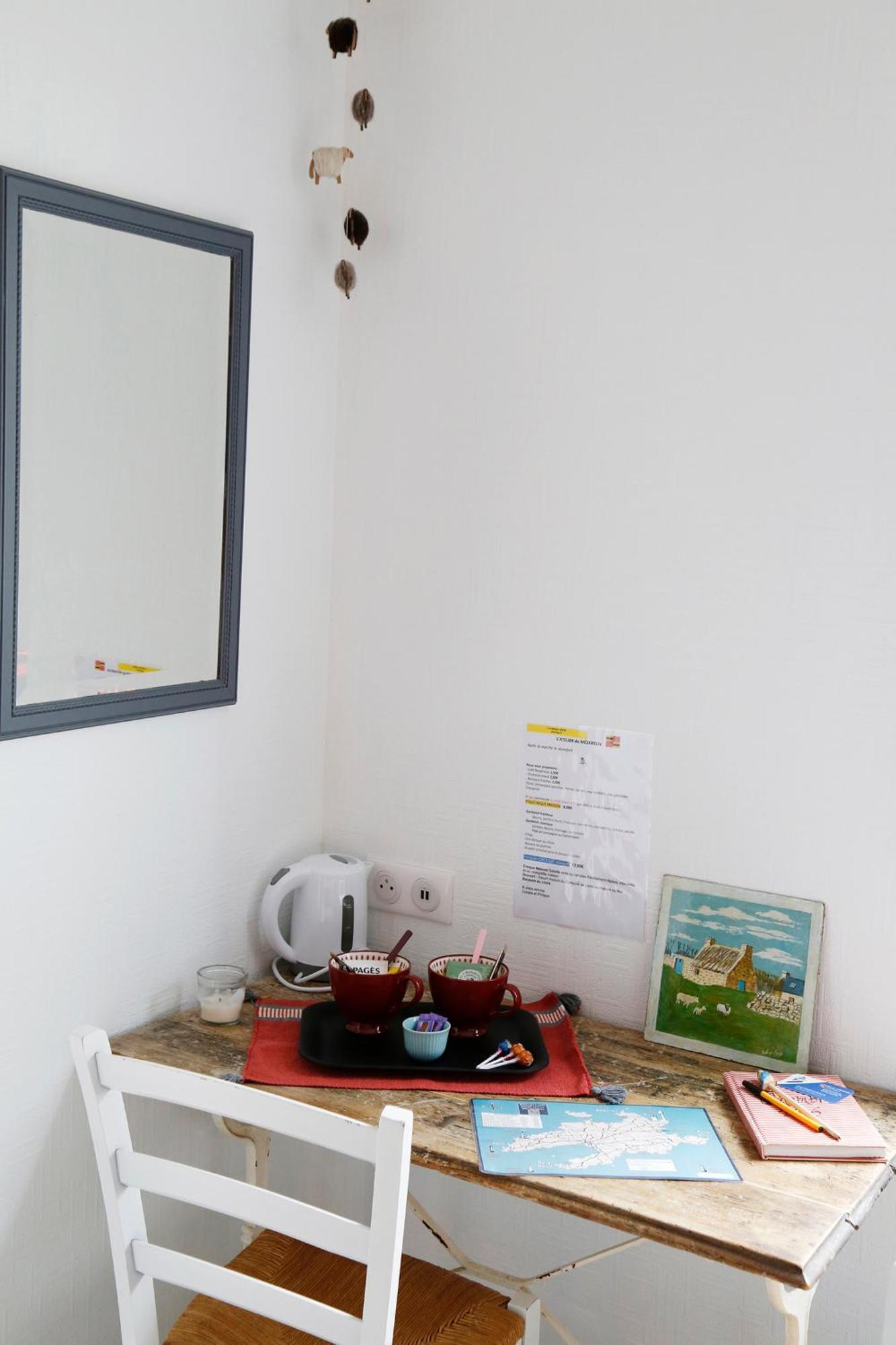 Bed and Breakfast L'Atelier De Mezareun Ushant Exterior foto