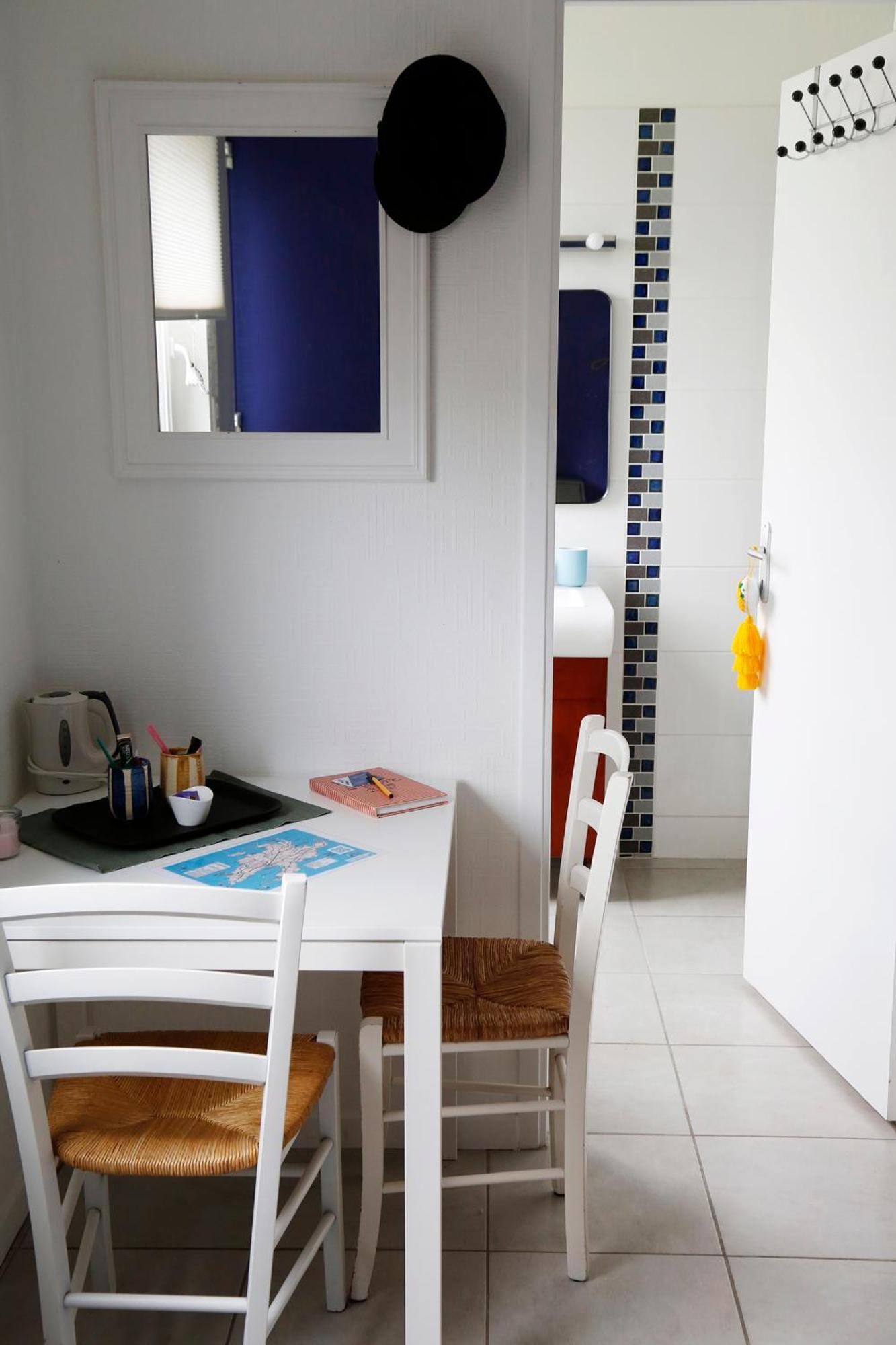 Bed and Breakfast L'Atelier De Mezareun Ushant Exterior foto